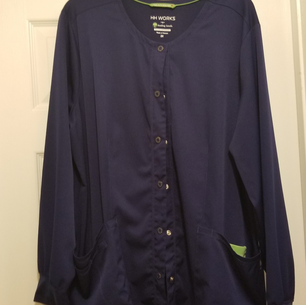 Women's plus size scrub jacket